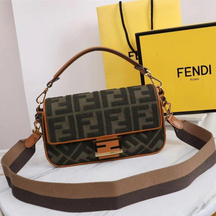 Fendi Baguette Bags - Click Image to Close